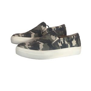 Steve Madden Gills Camouflage Platform Sneakers Women’s SZ 9 M
